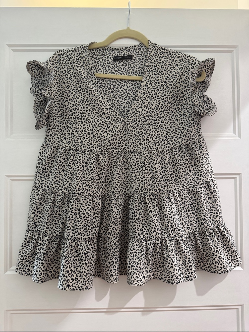 SHEIN sz XS Black and White Leopard Print Ruffle Tiered Dress